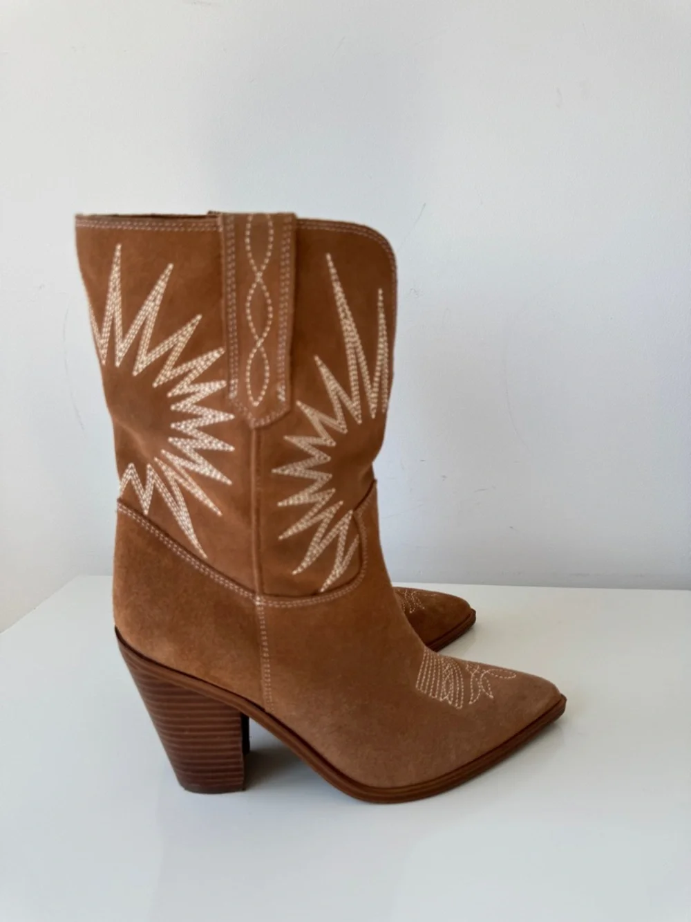 Marc Fisher Rogers Embroidered Suede Western Boot Brown Size 8.5 Women - Picture 6 of 7